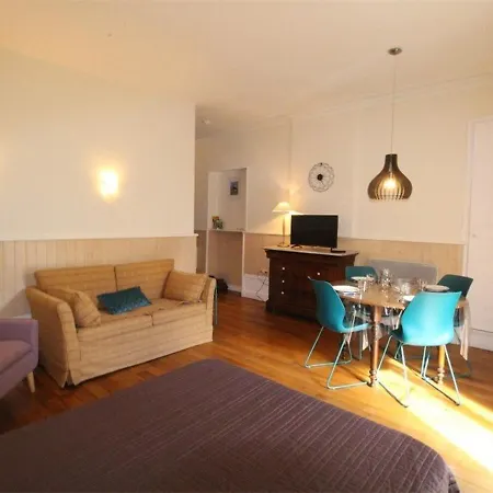 Au Centre Avec Ascenseur Et Animaux Admis - Fr-1-313-163 Bagneres-de-Luchon