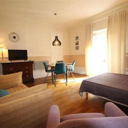 Bagnères-de-luchon, 1 Pièce, 3 Personnes - Fr-1-313-163 *